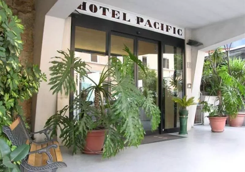 Fotos del hotel Pacific:  11