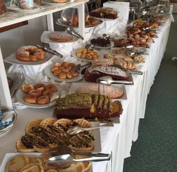 Fotos del hotel Britannia:  18