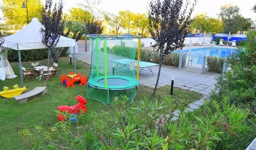 Fotos del hotel Britannia:  16