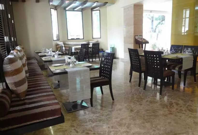 Fotos del hotel Ascot , Colaba:  4