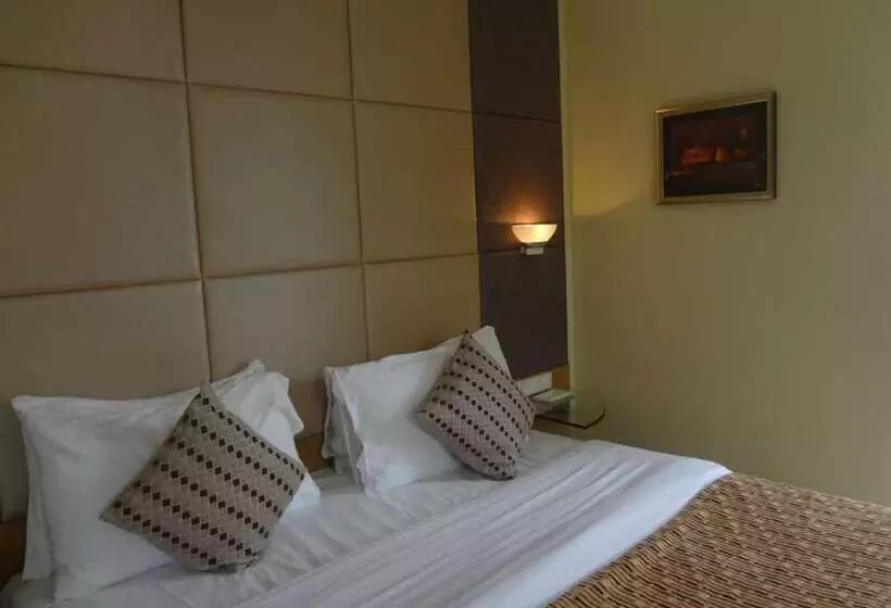 Fotos del hotel Ascot , Colaba:  15