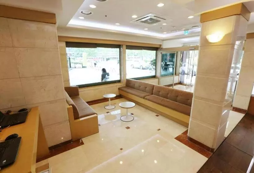 Fotos del hotel New Kukje:  9