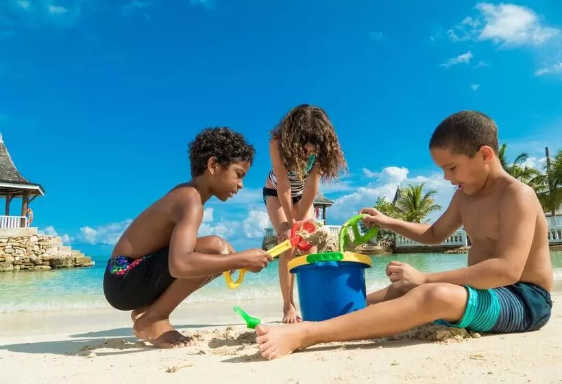 Fotos del hotel Seagarden Beach Resort  All Inclusive:  24