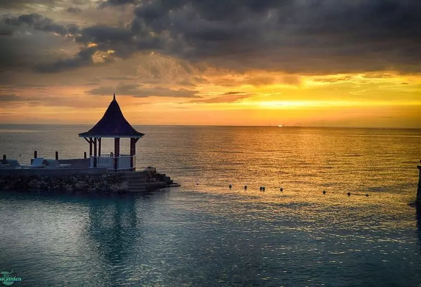 Fotos del hotel Seagarden Beach Resort  All Inclusive:  10