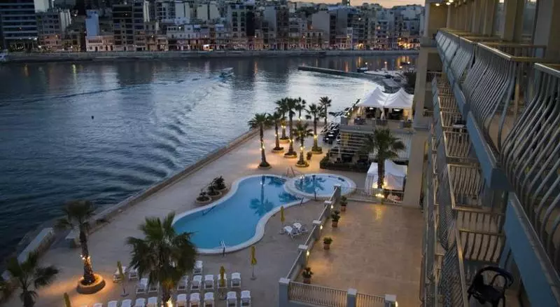 Fotos del hotel Cavalieri Art:  13