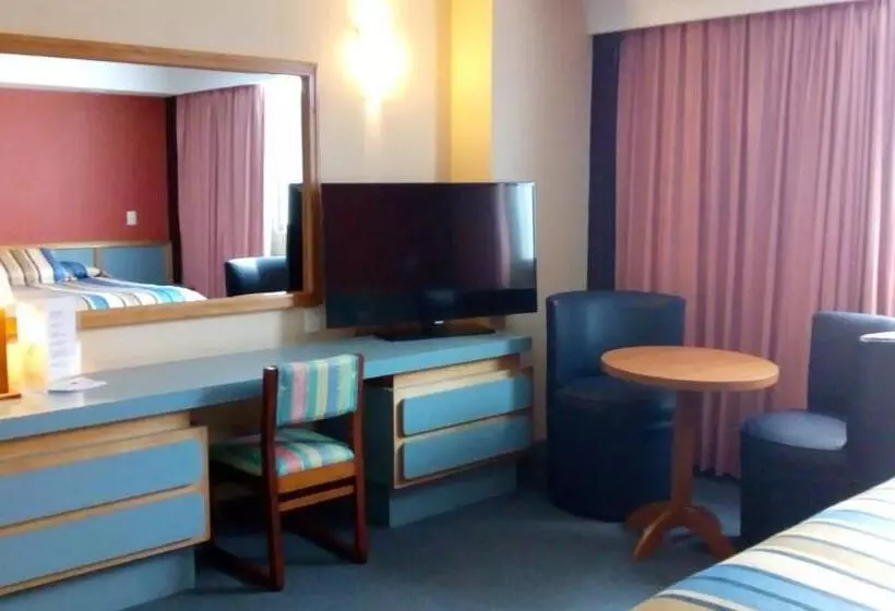 Fotos del hotel Segovia Regency:  10