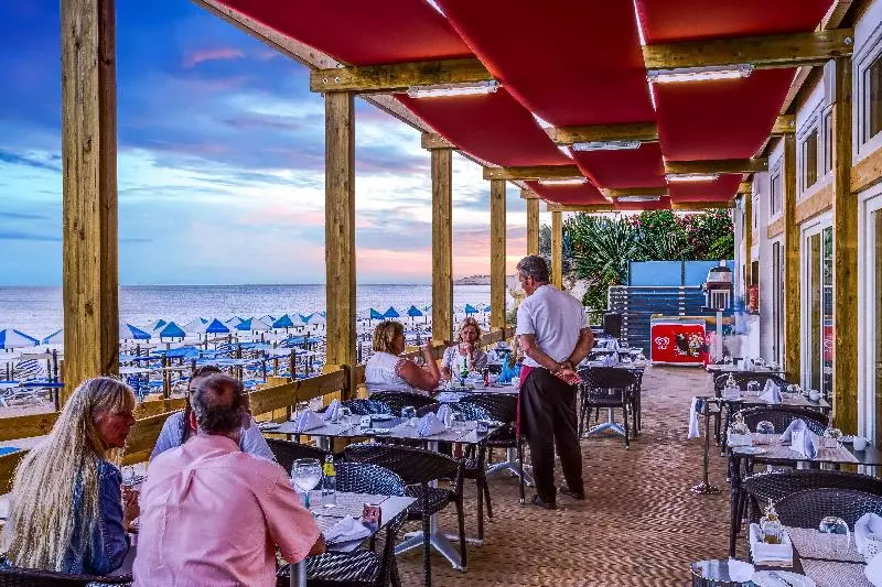 Fotos del hotel Holiday Inn Algarve - Armação De Pêra, An Ihg:  12