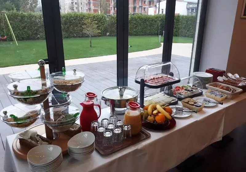 Fotos del hotel Tomis:  2