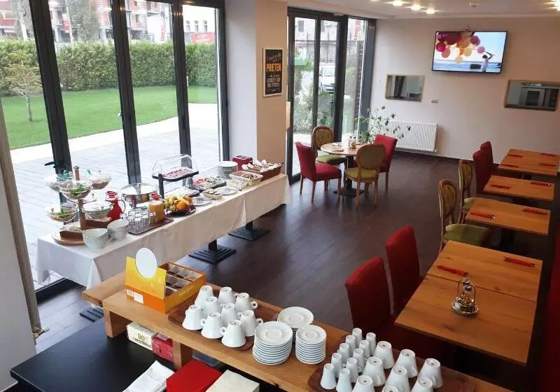 Fotos del hotel Tomis:  7