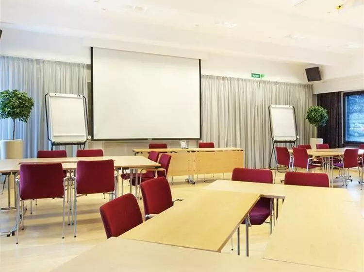 Fotos del hotel Haaga Central Park:  18