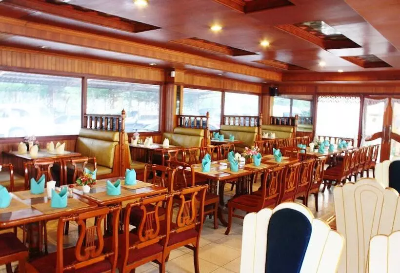 Fotos del hotel Seashore Pattaya Resort:  3