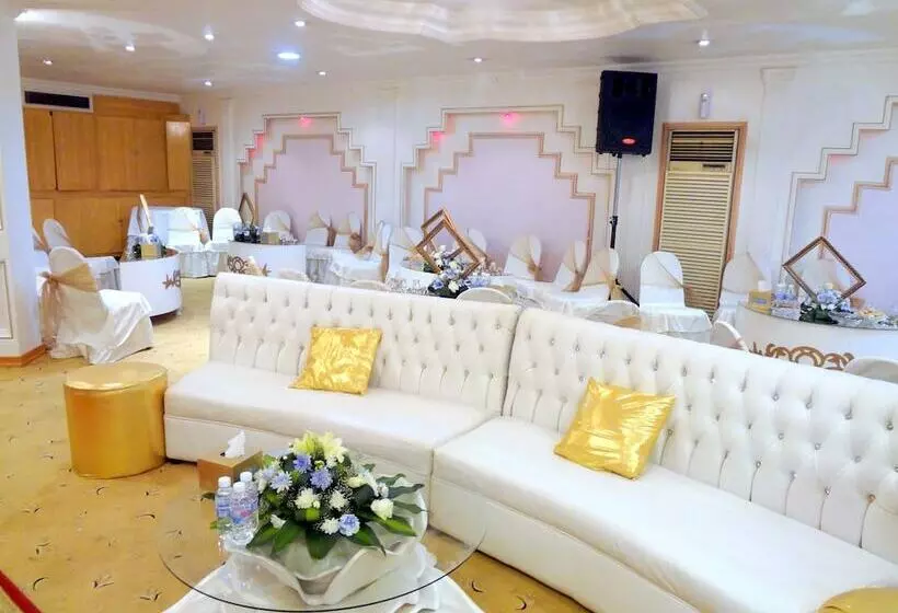 Fotos del hotel Seteen Palace:  18