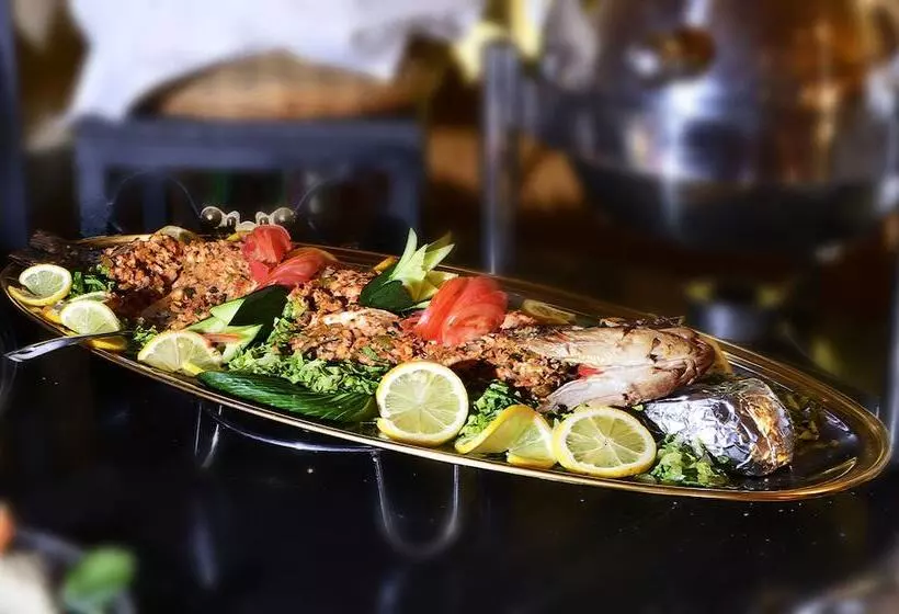 Fotos del hotel Seteen Palace:  24