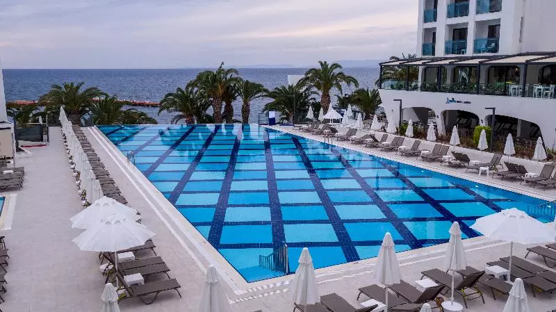 Fotos del hotel Imbat:  7