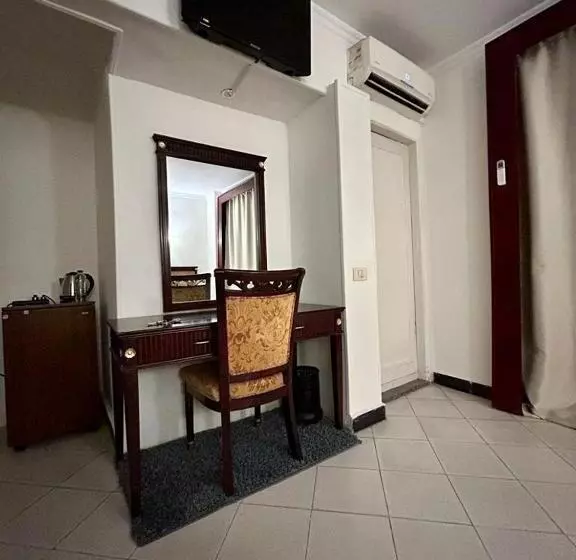 Fotos del hotel New Garden Palace:  19