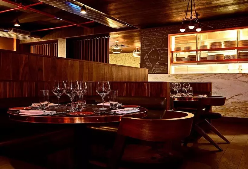 Fotos del hotel The Renwick:  3