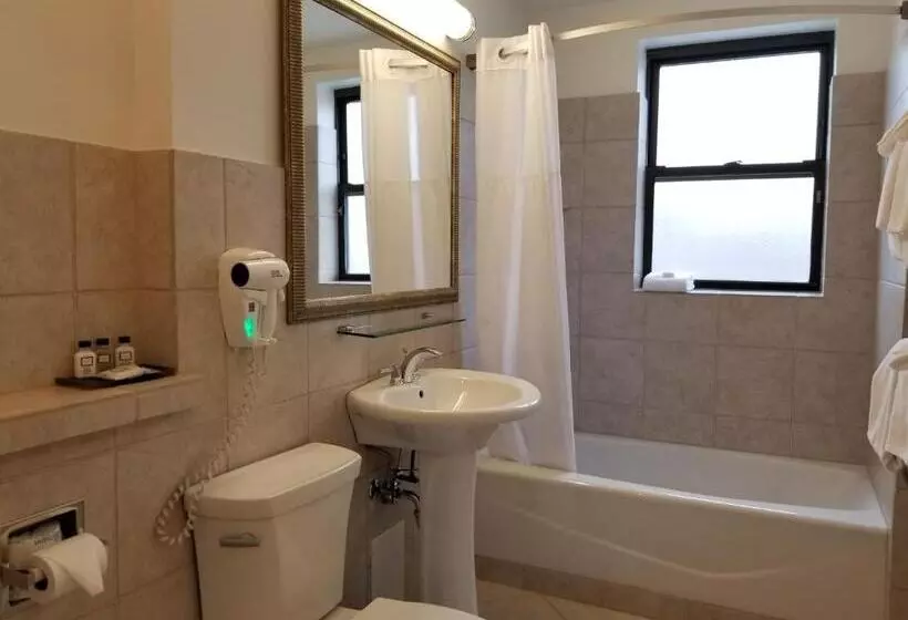 Fotos del hotel Versey Days Inn By Wyndham Chicago:  3