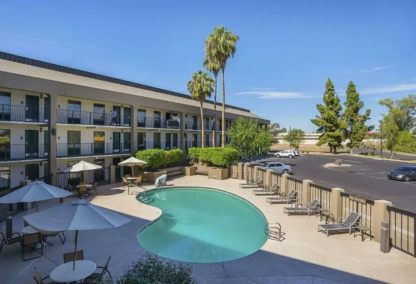 Fotos del hotel Quality Inn Phoenix North I17:  11