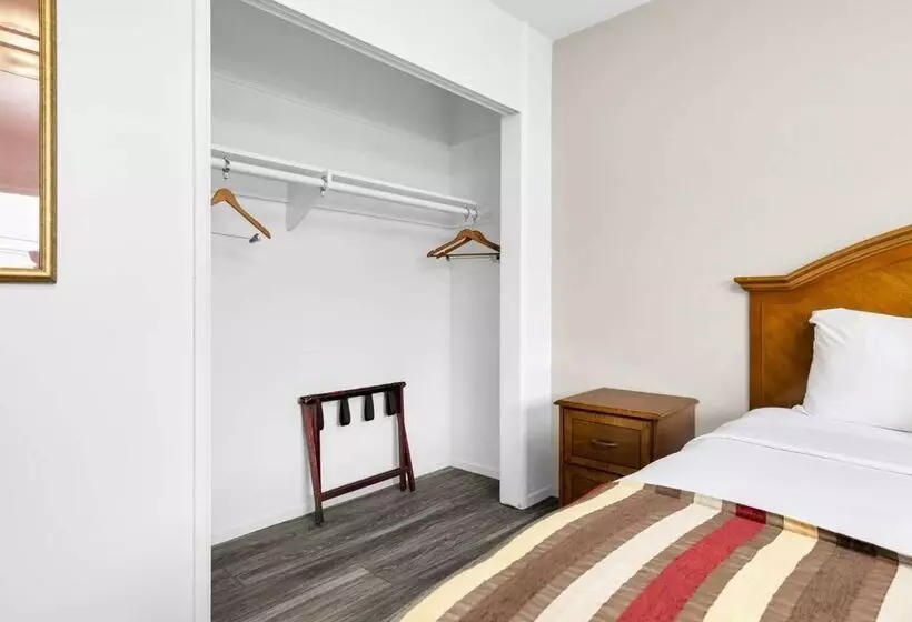 Fotos del hotel Rodeway Inn & Suites San Francisco  Great Highway:  6