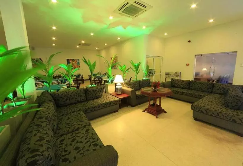 Fotos del hotel Catamaran Beach:  10