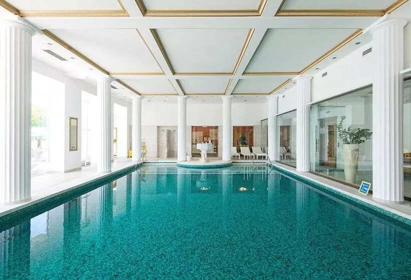 Fotos del hotel Grand Hotel Toplice - Small Luxury Hotels Of The World:  3