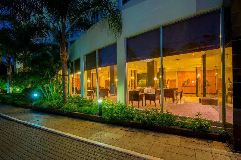 Fotos del hotel Intercontinental Lusaka, An Ihg:  17