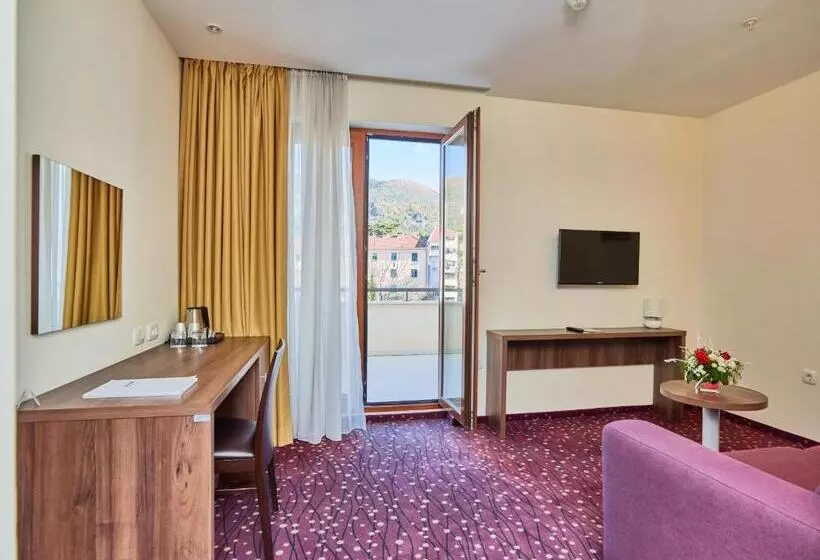 Fotos del hotel Pine:  25