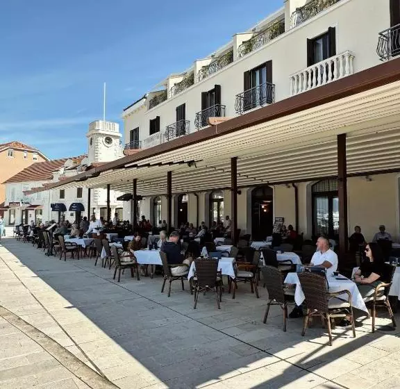 Fotos del hotel Pine:  10