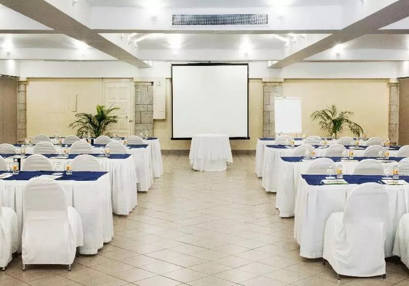 Fotos del hotel Viva Villahermosa:  16