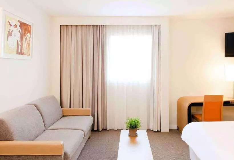 Fotos del hotel Novotel Nantes Centre Bord De Loire:  22