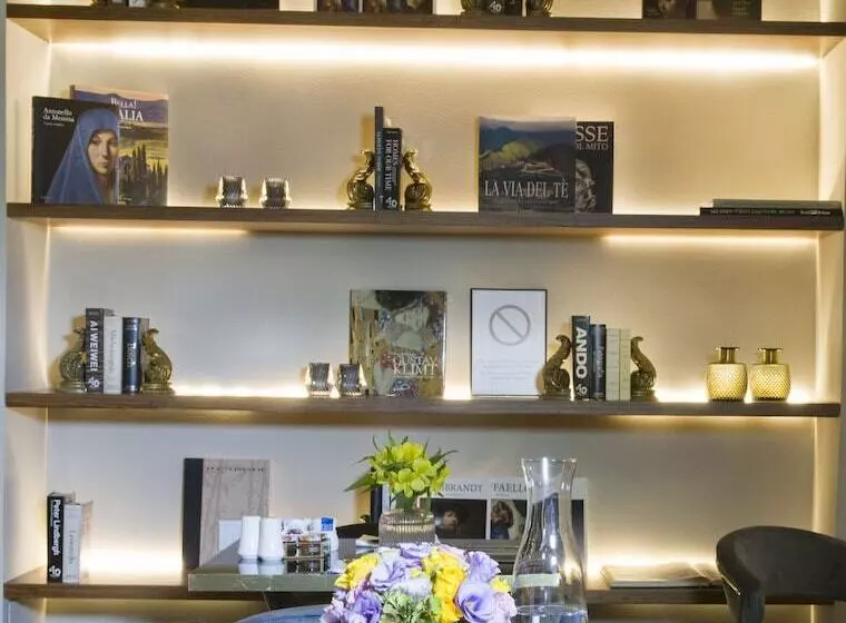 Fotos del hotel Antico Albergo Del Sole Al Pantheon:  11