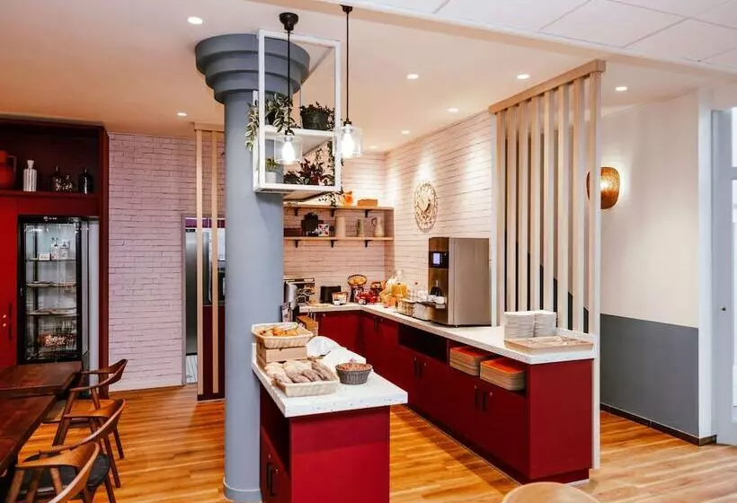 Fotos del hotel Ibis Styles Luxembourg Centre Gare:  8