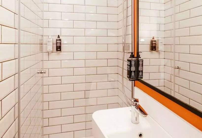 Fotos del hotel Ibis Styles Luxembourg Centre Gare:  5