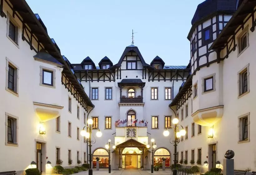 Fotos del hotel Chateau Monty Spa Resort:  15