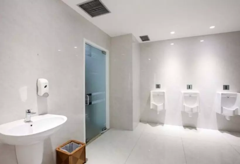 Fotos del hotel Surabaya Suites:  22