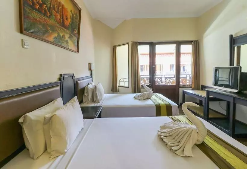 Fotos del hotel The Flora Kuta Bali:  24