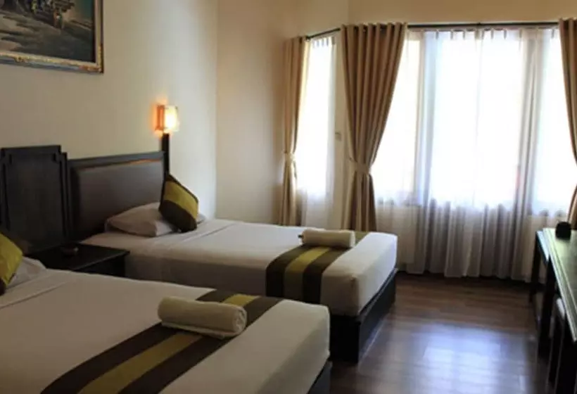 Fotos del hotel The Flora Kuta Bali:  21