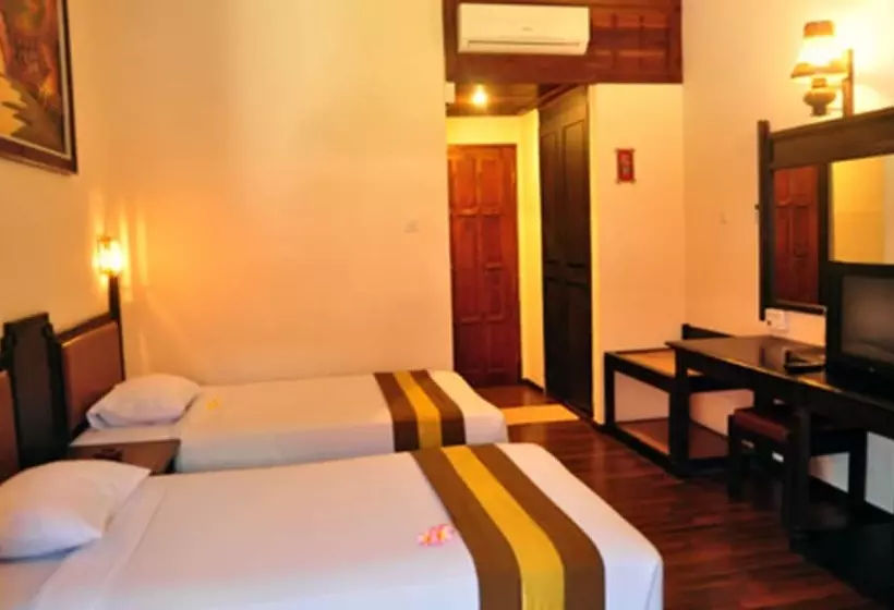 Fotos del hotel The Flora Kuta Bali:  11