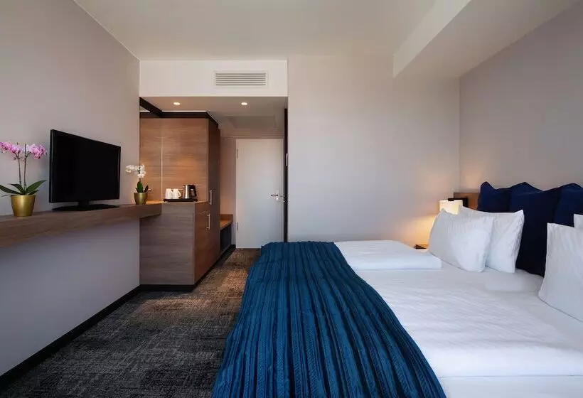 Fotos del hotel Holiday Inn Berlin City Center East Prenzlauer Berg, An Ihg:  4