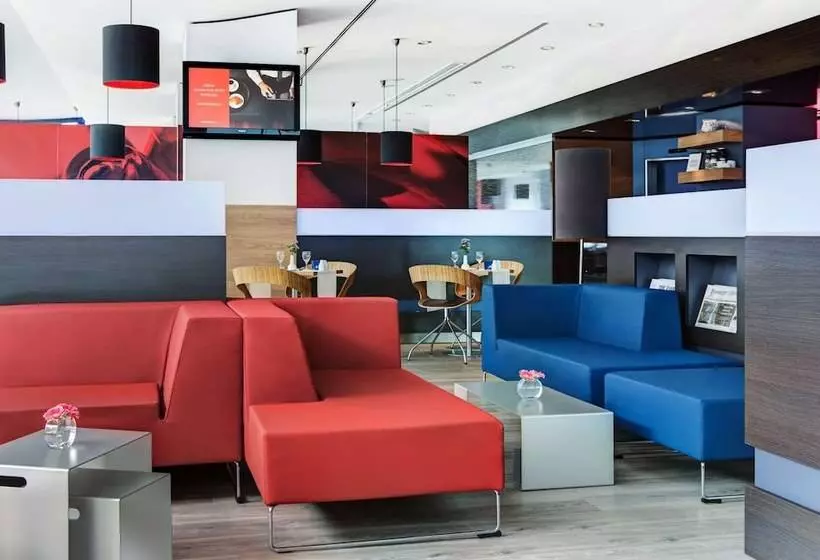 Fotos del hotel Intercity Hamburg Altona:  3