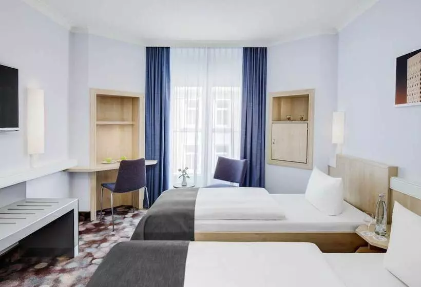 Fotos del hotel Intercity Hamburg Altona:  2