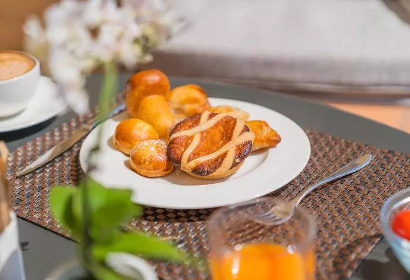 Fotos del hotel Mercure Napoli Centro Angioino:  14