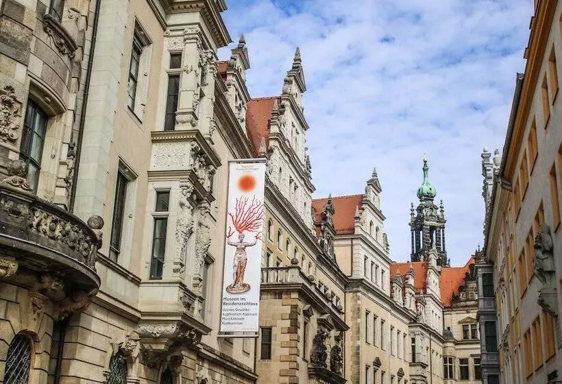 Fotos del hotel Romantik Hotel Bülow Residenz:  19