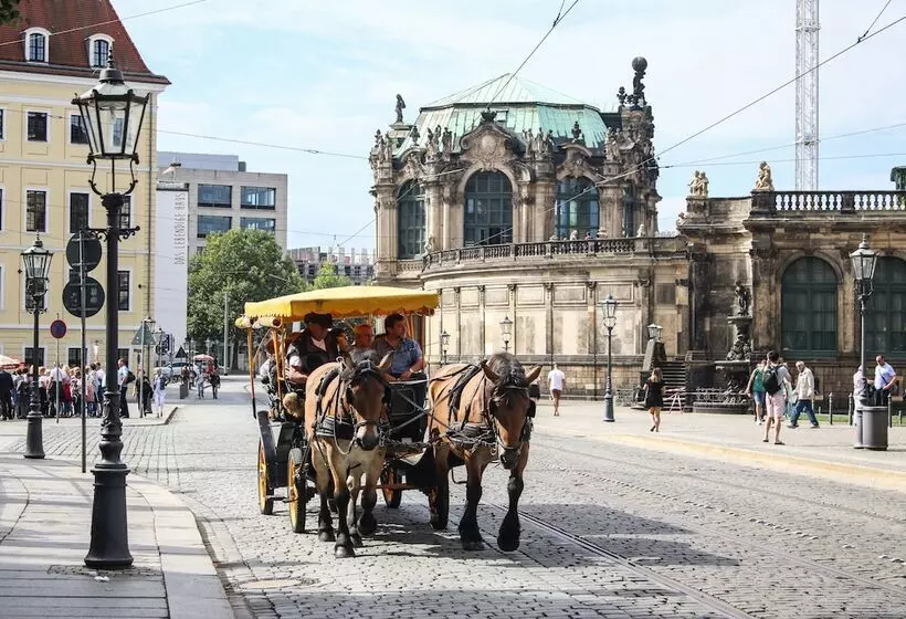 Fotos del hotel Romantik Hotel Bülow Residenz:  9