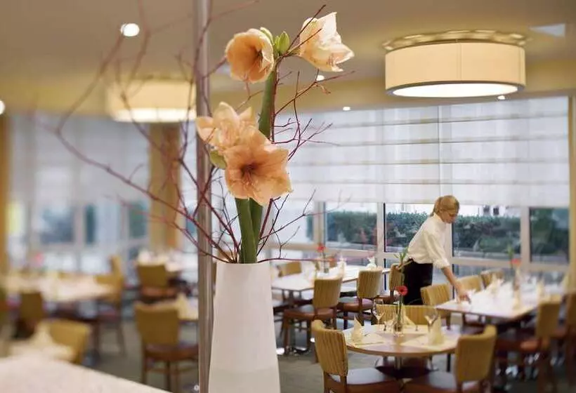 Fotos del hotel Mövenpick Hotel Nürnberg Airport:  2