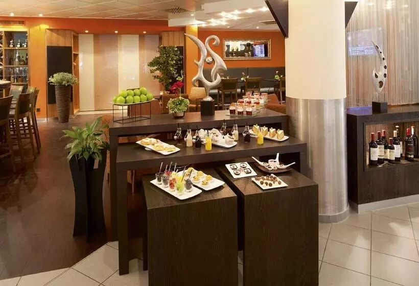 Fotos del hotel Mövenpick Hotel Nürnberg Airport:  16