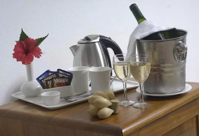 Fotos del hotel Pinewood Beach Resort And Spa:  15