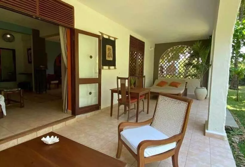 Fotos del hotel Pinewood Beach Resort And Spa:  21