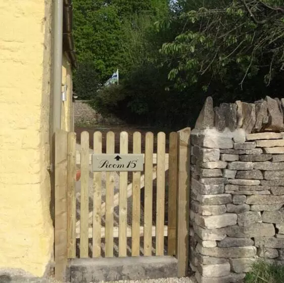 Fotos del hotel The Colesbourne Inn:  2