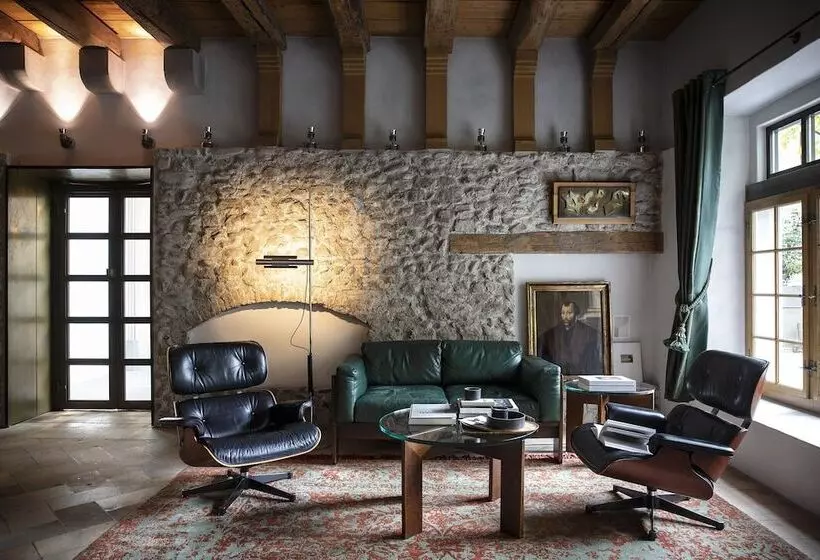 Fotos del hotel Widder Hotel - Zurichs Luxury Hideaway:  2